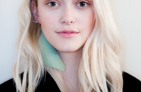 Pastels and corrals for a fresh-looking face and natural hair textures for Michael Sontag at the Berlin Fashion Week A/W 2015