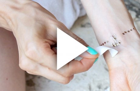 Trendy flash tattoos, which not only work during summer